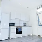 Apartamento Bege Workspot